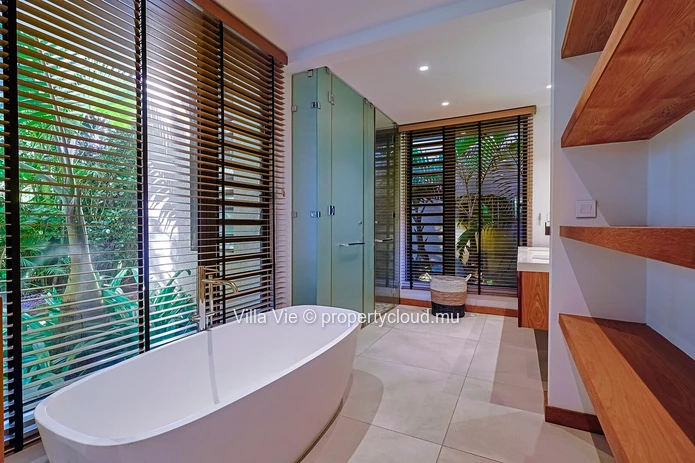 Beau Champ - Luxueuse villa de 4 chambres avec vue sur le golf
