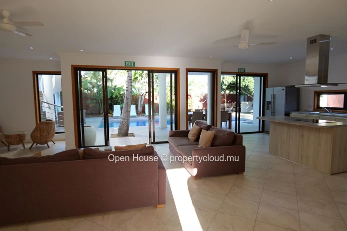 Villa meublée 4 chambres avec piscine à louer à Pointe aux Piments