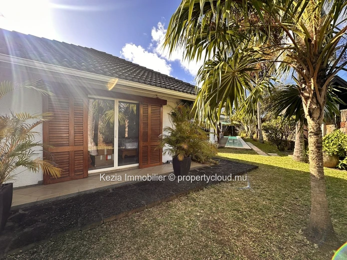 Balinese-Inspired Villa In Pointe Aux Canonniers