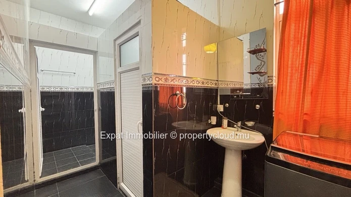Appartement 2 Chambres Avec Piscine À Proximité Du Golf De Mont Choisy