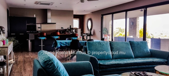 Exceptional, modern 3-bedroom villa located in the North