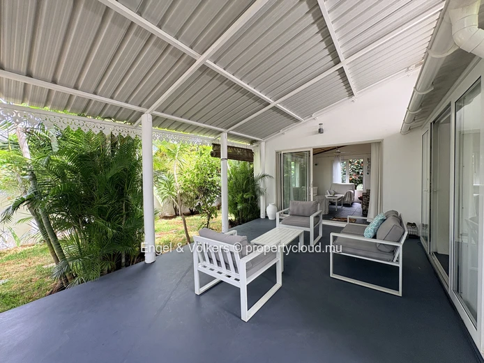 FOR RENT - Charming and Unique House in Tamarin