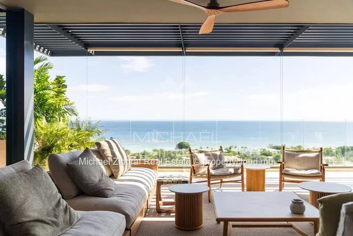 Exceptional Penthouse – Rivière Noire