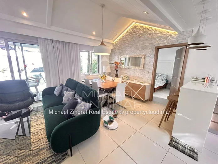 Villa located in a secure residence in Grand Baie