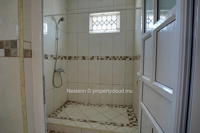 Charmante maison traditionnelle de 280 m² avec 4 chambres