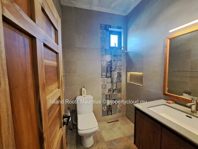 Charming Ground-Floor Apartment for rent in Trou aux Biches