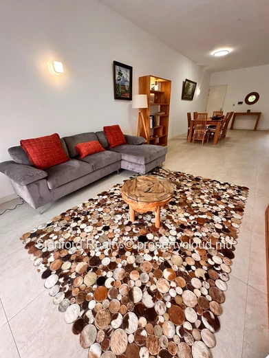 Appartement élégant de 2 chambres + bureau à seulement 200 m de la plage – Pereybere