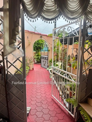 Maison 3 chambres avec jardin à vendre à Rose Hill