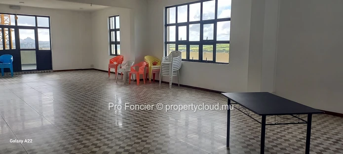 Apartment for sale in Quatre-Bornes - Ideally Located Semi-Furnished property