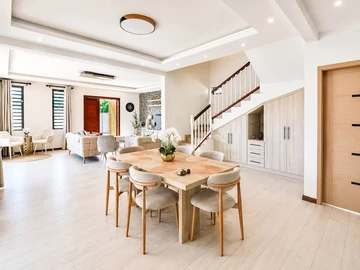 4 Bedroom Villa
