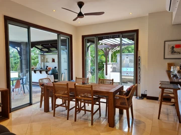 4 Bedroom Villa