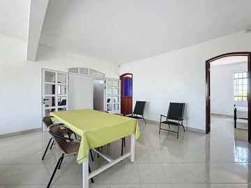 8 Bedroom House