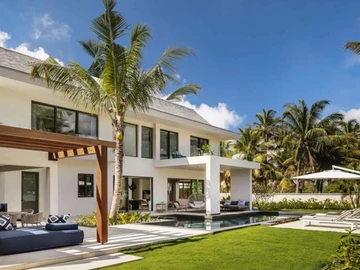 Villa 7 – Tailored Tropical Luxury within One&Only Le Saint Géran