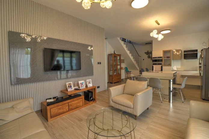 Maison entièrement meublée à vendre 
