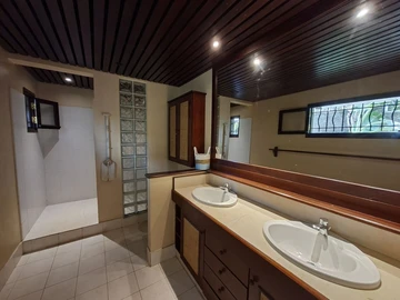 Maison de 5 Chambres