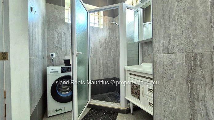 100m2 flat for rent in Grand Baie !