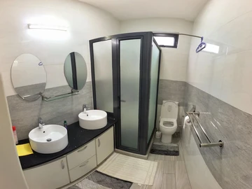 4 Bedroom Apartment