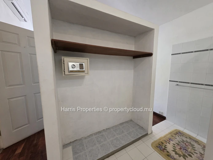 Magnifique appartement au premier étage à louer à Péreybère