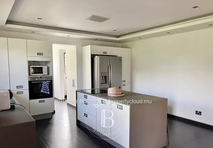 POSTE DE FLACQ - Villa - 4 bedrooms