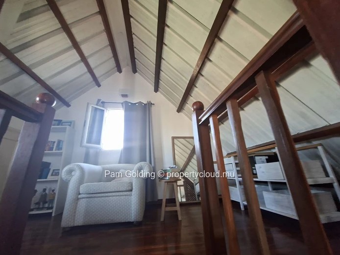 À Vendre – Charmante Villa de 220 m² à Calodyne