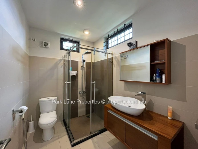 Well maintained luxurious home with fantastic pool