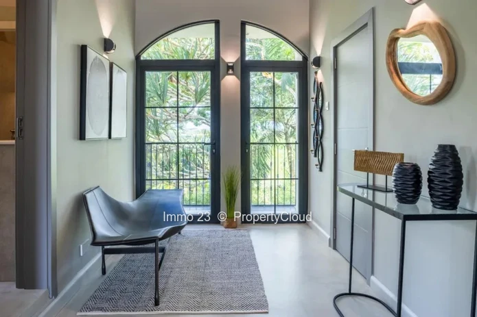 House / Villa - 6 bedrooms - Moka - Ref. MA96560LO