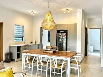 Townhouse, Duplex de 3 Chambres