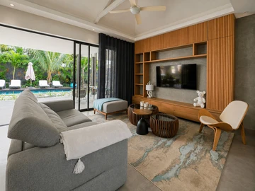4 Bedroom Villa