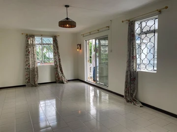 6 Bedroom House