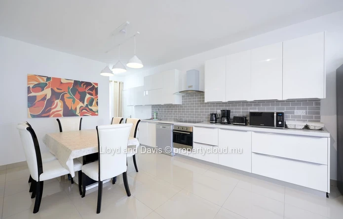 3-Bedroom Apartment Just Minutes from the Beach