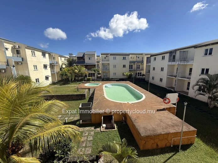 Fully Renovated 3-Bedroom Duplex Apartment With Communal Pool – Chemin Vingt Pieds, Grand Baie