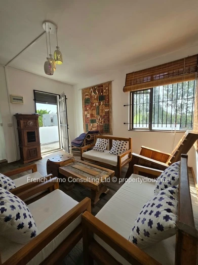 Villa de charme, 3 chambres, jardin de 760 M2 a balaclava
