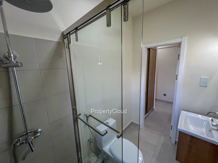 A Louer - Appartement De 3 Chambres - Sky Garden - Trianon