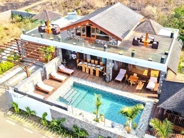4 Bedroom Villa