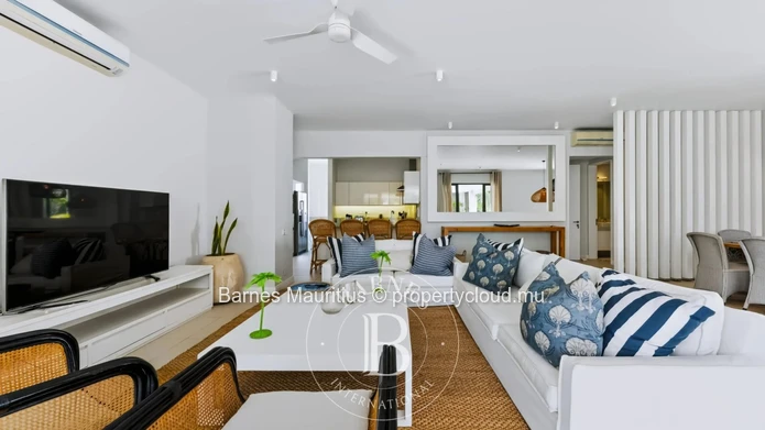 GRAND BAIE - Ultra-Luxury Penthouse - 3 Bedrooms