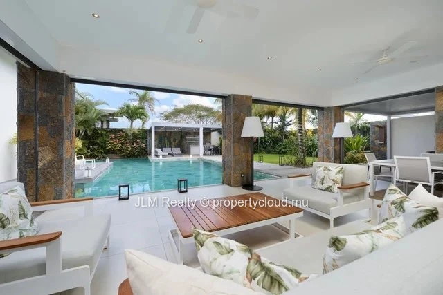 For Sale: Contemporary 4-Bedroom En-Suite Villa with Heated Swimming Pool, Grand Baie, Mauritius