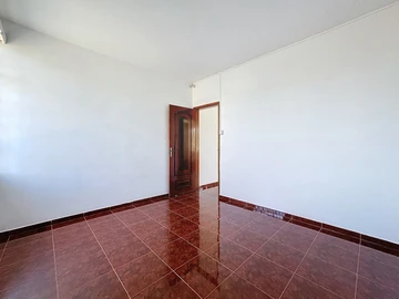 8 Bedroom House
