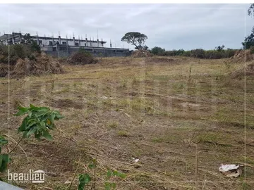 Residential land of 25 perches for sale in La Porte, Providence, Flacq.