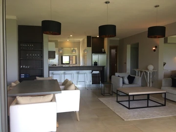 5 Bedroom Apartment