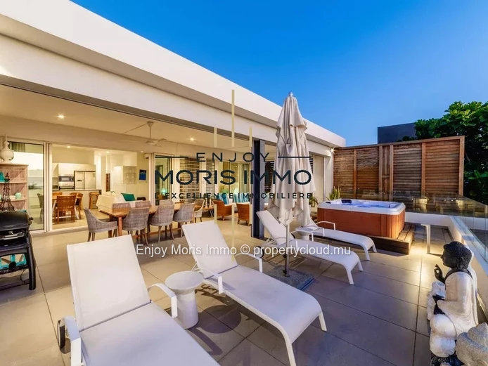 Exceptional Beachfront Penthouse with Private Spa – For Sale in Trou aux Biches
