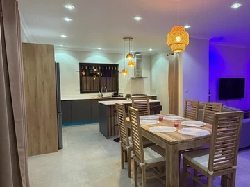 4 Bedroom Villa
