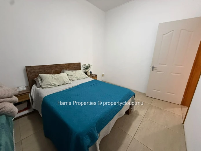 Appartement meublé au rez-de-chaussée à louer à Mon Choisy