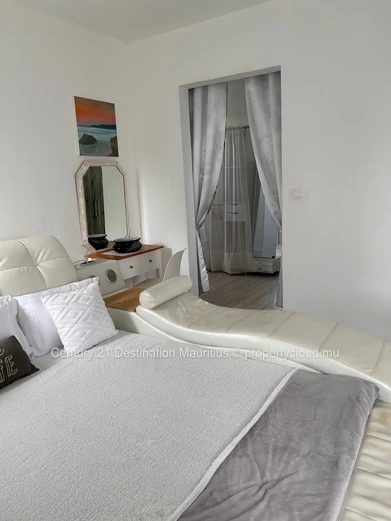Beautiful Furnished Villa with Pool – Cap Malheureux
