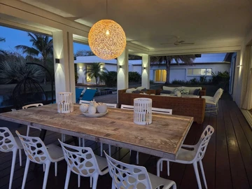 5 Bedroom Villa