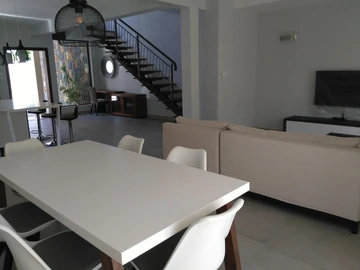 Townhouse, Duplex de 3 Chambres