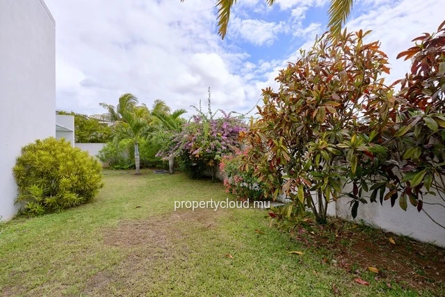 FOR RENT, 4-bedroom villa – Trou aux Biches, 3 minutes from the beach