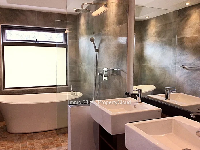House / Villa - 3 bedrooms - Trianon - Ref. MA39861LO