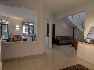 Maison de 4 Chambres