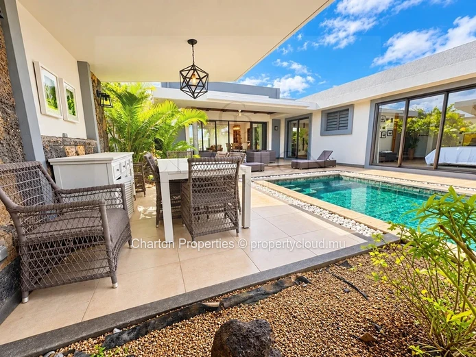 Villa 3 chambres en suite - Le raffinement tropical à Royal Park