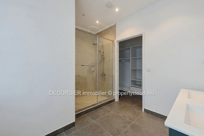 Villa contemporaine à proximité de la plage